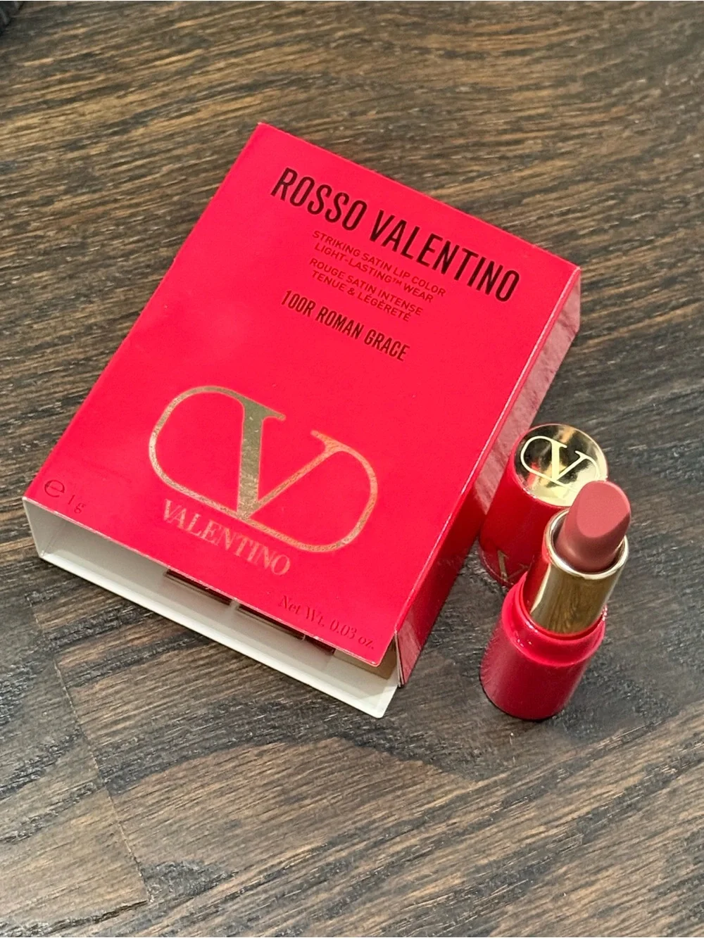 Valentino Rosso Lipstick 100R Roman Grace